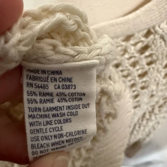 American Eagle Outfitters Open-Knit Cream Sweater - Picture 4 of 5